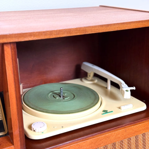 Gramophone in mahagony, 1950s-60s, Sweden - Beyo Vintage