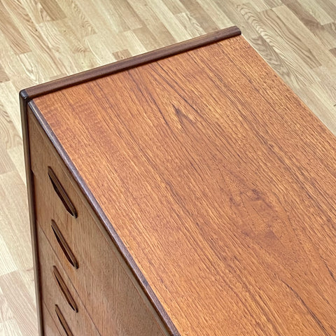 P. Westergaard Møbelfabrik, chest of drawers, Silkeborg, Denmark - Beyo Vintage