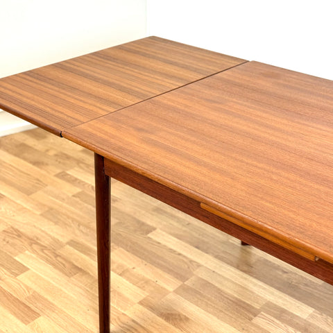 Dining table in teak, 1950s-60s, Denmark - Beyo Vintage