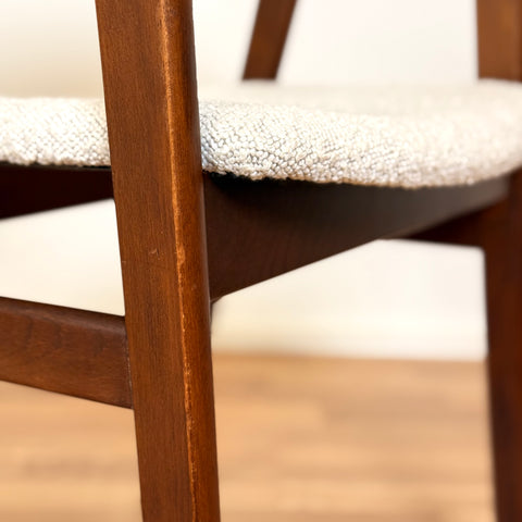 Set of 4 dining chairs with armrest in stained beech, 1950s-60s, Denmark - Beyo Vintage