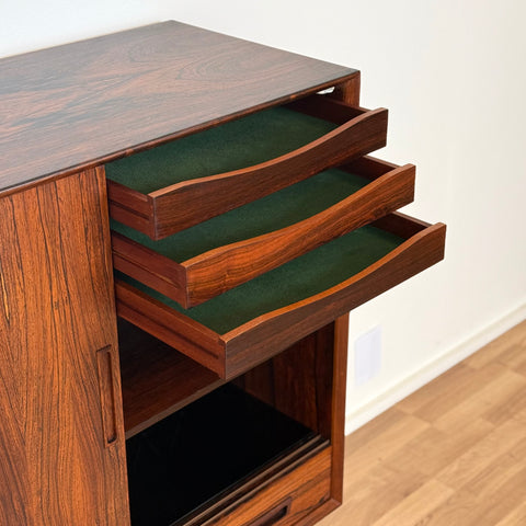 Highboard in Santos rosewood by Vemb møbelfabrik, 1950s-60s, Denmark - Beyo Vintage