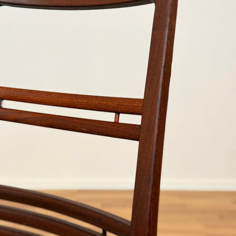 Set of 4 dining chairs in walnut by Svante Skogh from the Rosetto-series for Abrahamssons Möbelfabrik AB, 1950s-60s, Smålands Taberg in Sweden
