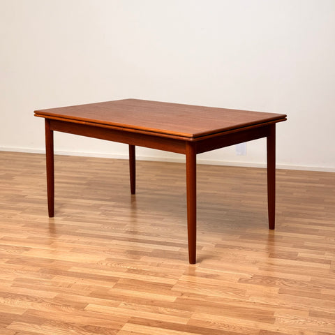 Dining table in teak, 1950s-60s, Denmark - Beyo Vintage
