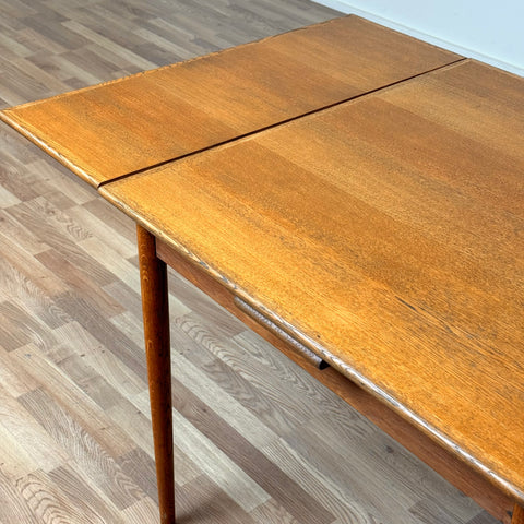Dining table in oak, 1950s-60s, Denmark - Beyo Vintage