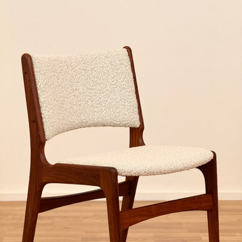 Set om 6 matstolar i massiv teak, av Eric Buch, 1950-60-tal, Danmark