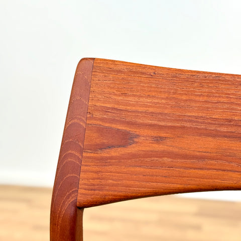 Set of 6 dining chairs in teak by Henning Kjaernulf. A for Vejle Stolefabrik, 1950s-60s, Denmark - Beyo Vintage