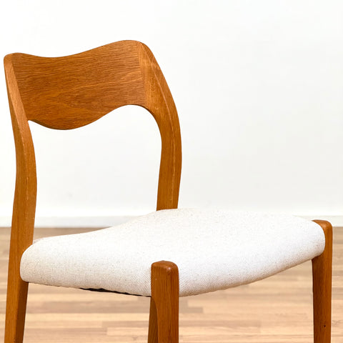 Set of 4 NIELS O. MØLLER , model '71', in oak, 1950s-60s, Denmark - Beyo Vintage