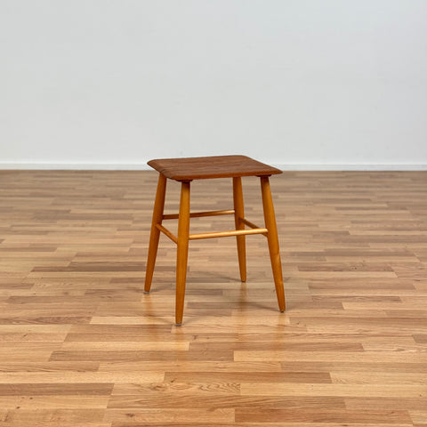 Stool in teak, "Fanett" by Ilmari Tapiovaara for Edsbyverken, Sweden - Beyo Vintage