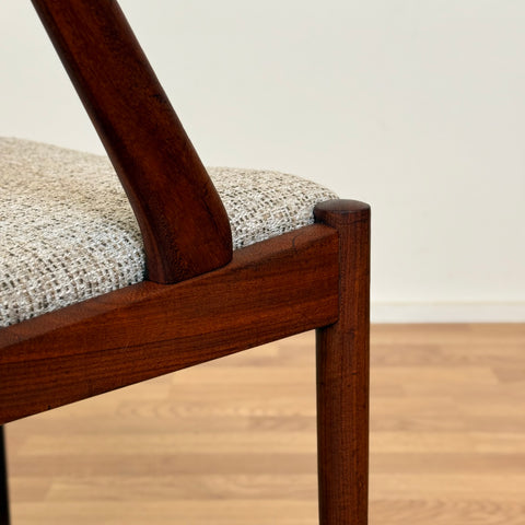 Set of 8 dining chairs in walnut by Kai Kristiansen, 1950s-60s, Denmark - Beyo Vintage