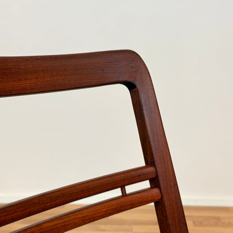 Set of 4 dining chairs in walnut by Svante Skogh from the Rosetto-series for Abrahamssons Möbelfabrik AB, 1950s-60s, Smålands Taberg in Sweden