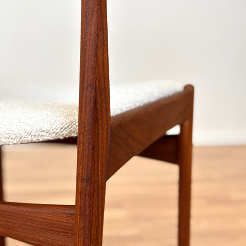 Set of 4 dining chairs in teak by Poul Volther for Frem Rojle, 1950s-60s, Denmark - Beyo Vintage
