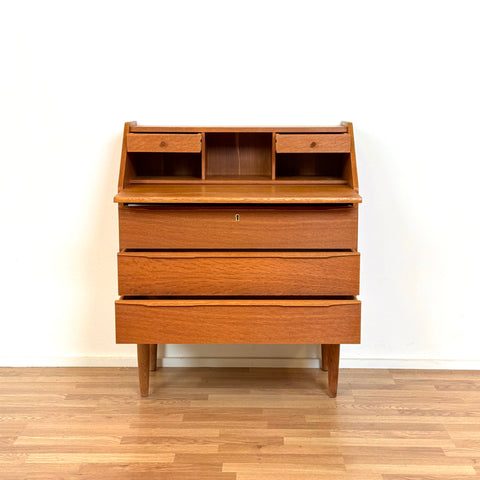 Cabinet in teak, 1960s-70s, Denmark - Beyo Vintage