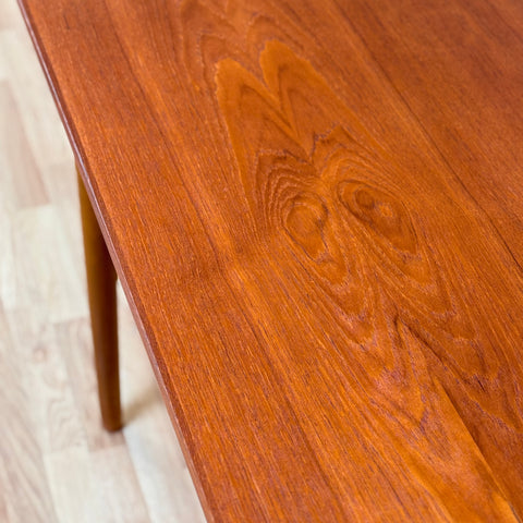Dining table in teak, 1950s-60s, Denmark - Beyo Vintage
