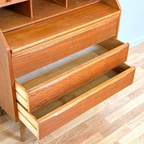 Cabinet in teak, 1960s-70s, Denmark - Beyo Vintage