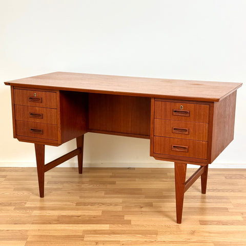 Writing desk in teak, 1950s-60s, Denmark - Beyo Vintage