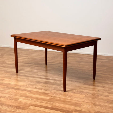Dining table in teak, 1950s-60s, Denmark - Beyo Vintage
