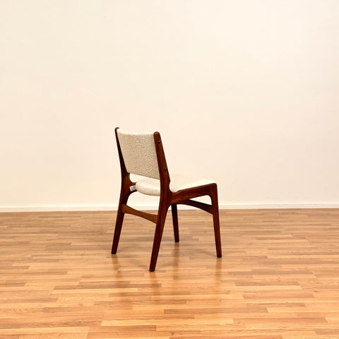 Set om 6 matstolar i massiv teak, av Eric Buch, 1950-60-tal, Danmark