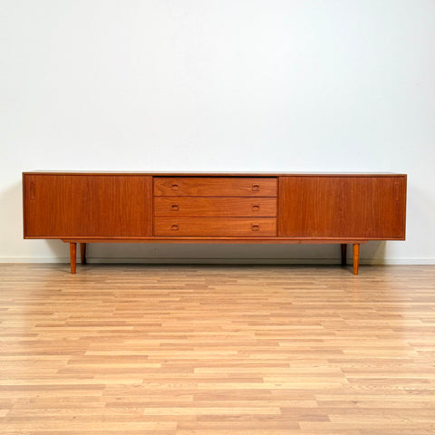 Sideboard in teak by Brouer Mobelfabrik, 1950s-60s, Denmark - Beyo Vintage