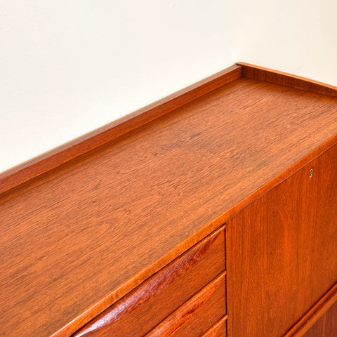 Highboard in teak by Ahlström Osakeyhtiö Warkaus, 1950s-60s, Finland - Beyo Vintage