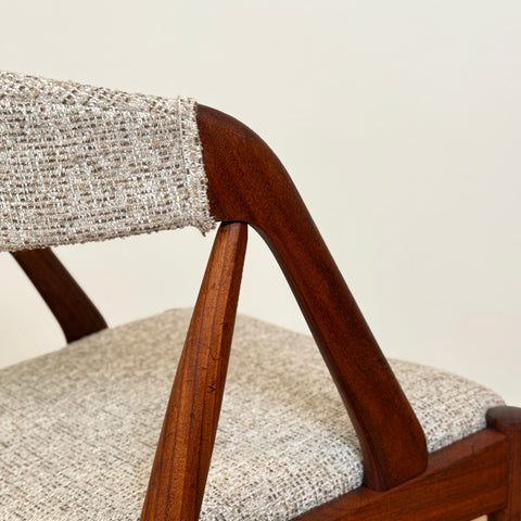 Set of 8 dining chairs in walnut by Kai Kristiansen, 1950s-60s, Denmark - Beyo Vintage