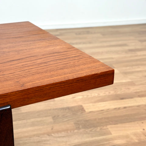 Coffee table in teak, 1950s-60s, Denmark - Beyo Vintage