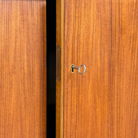 Bookshelf in teak, 1950s-60s, Sweden - Beyo Vintage