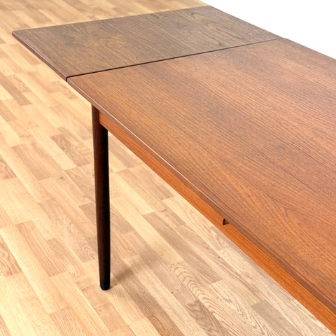 Dining table in teak, 1950s-60s, Denmark - Beyo Vintage