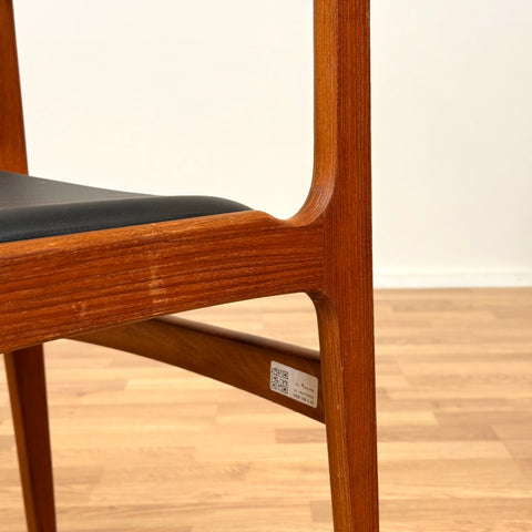 Set of 4 dining chairs in teak, by Erik Buch for Nova Stolefabrik, 1950s-60s, Denmark