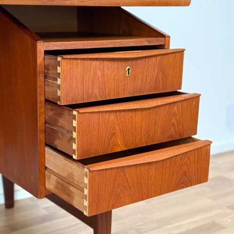 Writing desk in teak, 1950s-60s, Denmark - Beyo Vintage