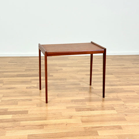Side table in teak, 1950s-60s, Denmark - Beyo Vintage