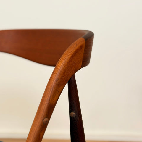 Set om 4 matstolar i teak av Johannes Andersen för Uldum, 1950-60-tal, Danmark