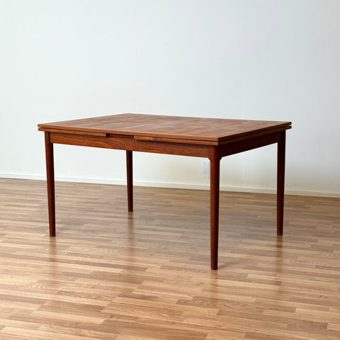 Dining table in teak by Slagelse Møbelværk A/S, 1950s-60s, Denmark - Beyo Vintage