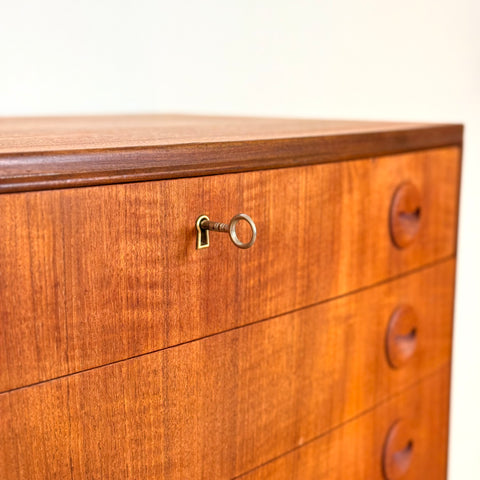 PRICE Chest of 7 drawers in teak, 1950s-60s, Denmark - Beyo Vintage