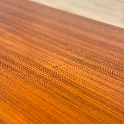 Coffee table in teak by Johannes Andersen, 1950s-60s, Denmark - Beyo Vintage