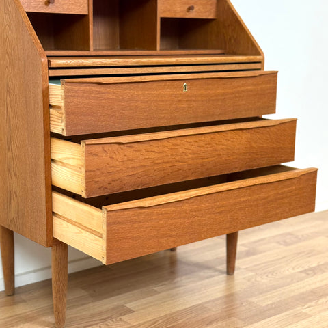 Cabinet in teak, 1960s-70s, Denmark - Beyo Vintage