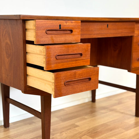 Writing desk in teak, 1950s-60s, Denmark - Beyo Vintage