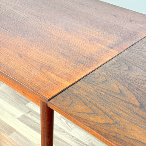 Dining table in teak, 1950s-60s, Denmark - Beyo Vintage