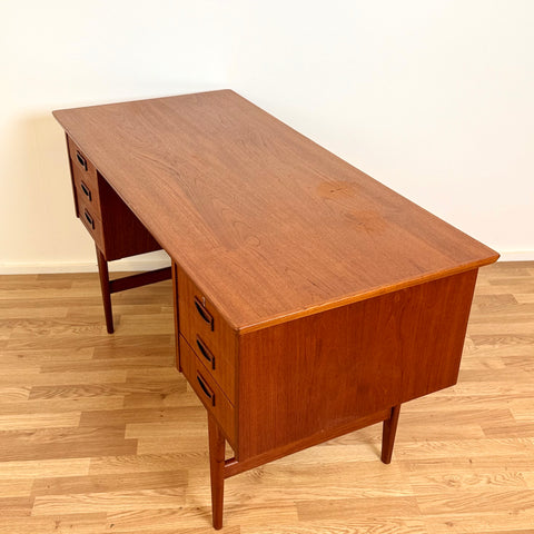 Writing desk in teak, 1950s-60s, Denmark - Beyo Vintage