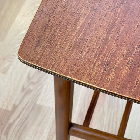 Danish side table in teak, 1950s-60s. - Beyo Vintage