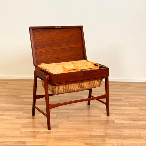 Side table / Sewing table in teak, 1950s-60s, Denmark
