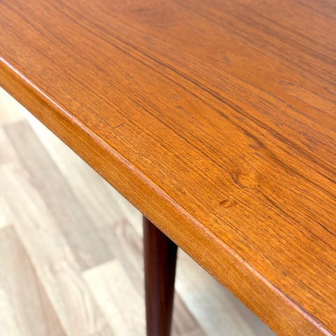 Coffee table in teak, 1950s-60s, Denmark - Beyo Vintage