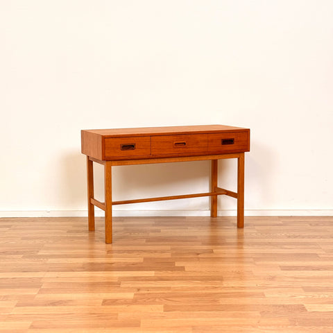 Side table in teak & oak, 1950s-60s, Sweden - Beyo Vintage