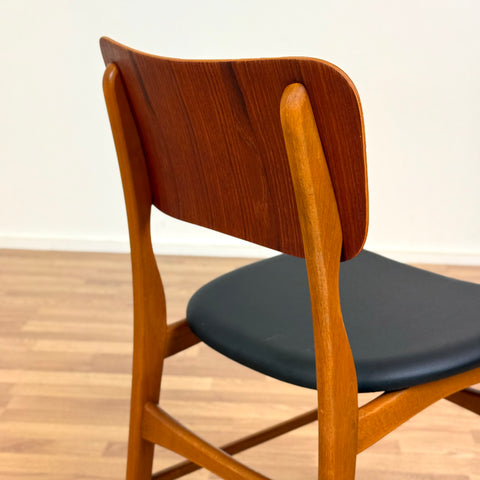Set of 4 dining chairs in teak & oak by Ib Kofod-Larsen, 1950s-60s, Denmark - Beyo Vintage