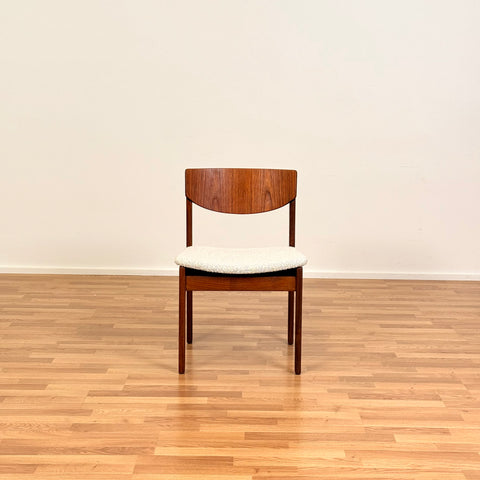 Set of 8 dining chairs in teak by Sorø Stolefabrik, 1950s-60s, Denmark