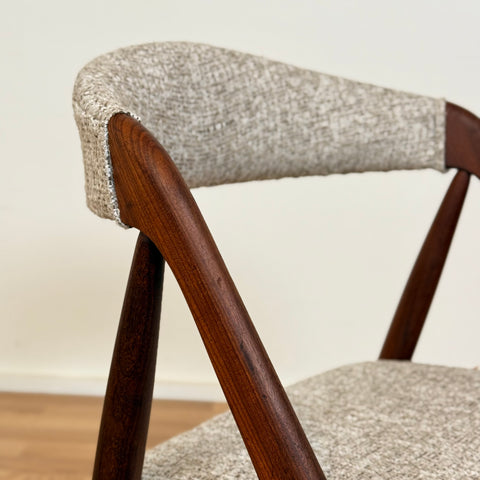 Set of 8 dining chairs in walnut by Kai Kristiansen, 1950s-60s, Denmark - Beyo Vintage
