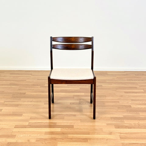Set of 8 dining chairs, in oak & rosewood, 1970s, Denmark - Beyo Vintage