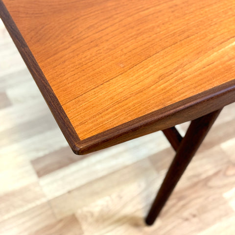 Coffee table in teak, 1950s-60s, Denmark - Beyo Vintage