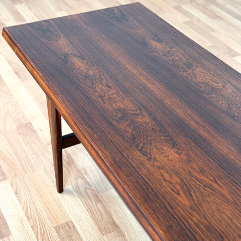Coffee table in santos rosewood, 1950s-60s, Denmark - Beyo Vintage