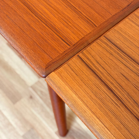 Dining table in teak, 1950s-60s, Denmark