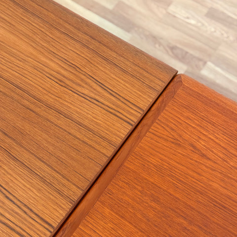 Dining table in teak, 1950s-60s, Denmark